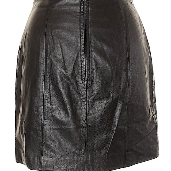 Wilson’s genuine leather size 6 pencil skirt - Picture 2 of 7